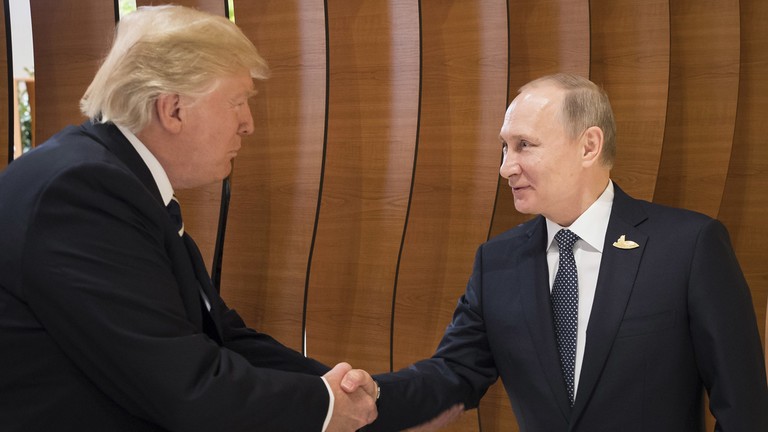 Tổng thống đắc cử Hoa Kỳ Donald Trump và Tổng thống Nga Vladimir Putin. Ảnh: Getty.