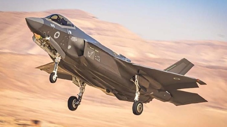 Máy bay chiến đấu tàng hình F-35 của Không quân Israel. Ảnh: MW. Rộ tin Bavar 373 lập kỳ tích bắn hạ F-35 Iran hé lộ vũ khí phòng không khiến thế giới sửng sốt 2.jpg