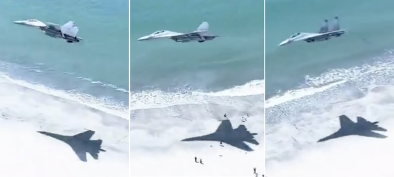 J-16 bay qua bãi biển Trung Quốc vào đầu năm 2025. Ảnh: MW. J-16 Trung Quốc Vũ khí duy nhất giúp Iran khỏi bị lép vế trên bầu trời Trung Đông 4.png
