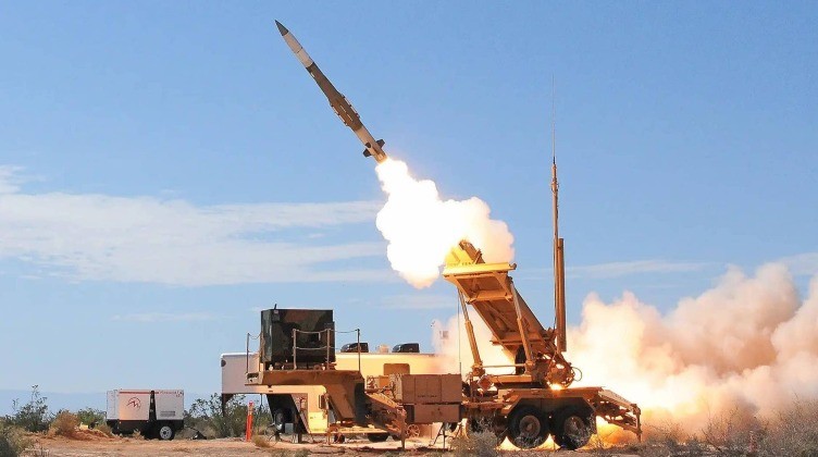 Cảnh phóng tên lửa đất đối không từ hệ thống Patriot. Ảnh: Lockheed Martin.