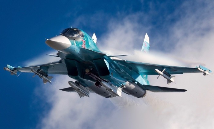 Chiến đấu cơ Su-34 được tăng cường sản xuất. Ảnh: MW. Không quân Nga nhận thêm chiến mã chủ lực, xuất hiện biến thể màu lạ gây đồn đoán 2.jpg