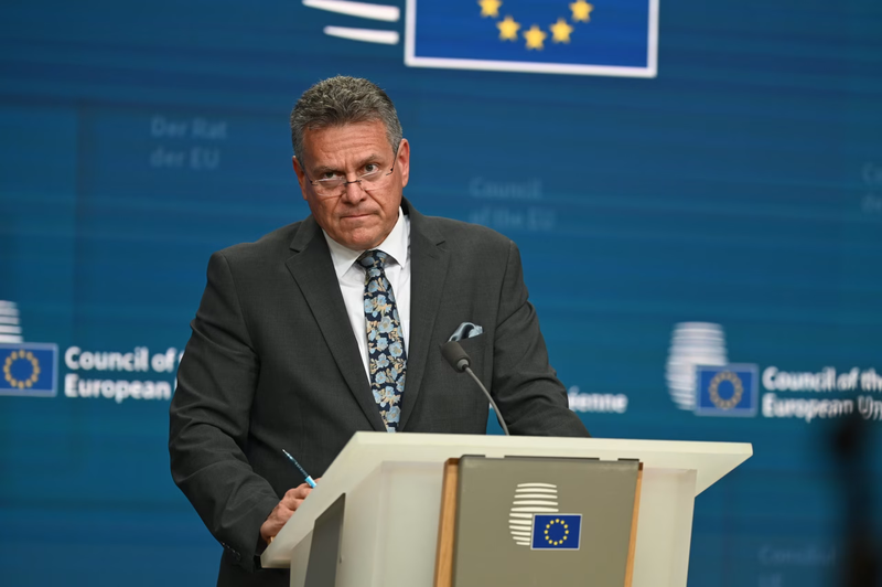 Ủy viên thương mại EU Maroš Šefčovič đã thực hiện một số chuyến đi tới Mỹ để đưa ra các thông số của thỏa thuận thương mại. Ảnh: WSJ. Ông Trump giành thế thượng phong trước EU trong đàm phán thuế quan như thế nào 4.png