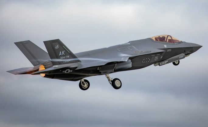 Chiến đấu cơ F-35 của Mỹ. Ảnh: MW. Ấn Độ nói không với F-35 Tại sao New Delhi không muốn sở hữu chiến đấu cơ hàng đầu của Mỹ 2.png