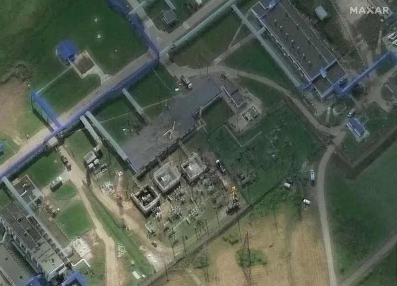 Hình ảnh vệ tinh một trạm bơm dầu, một phần của đường ống Druzhba, bị UAV Ukraine tấn công vào ngày 19/8. Ảnh: Reuters. Tại sao Ukraine liên tục đánh vào trái tim năng lượng của Nga.jpg