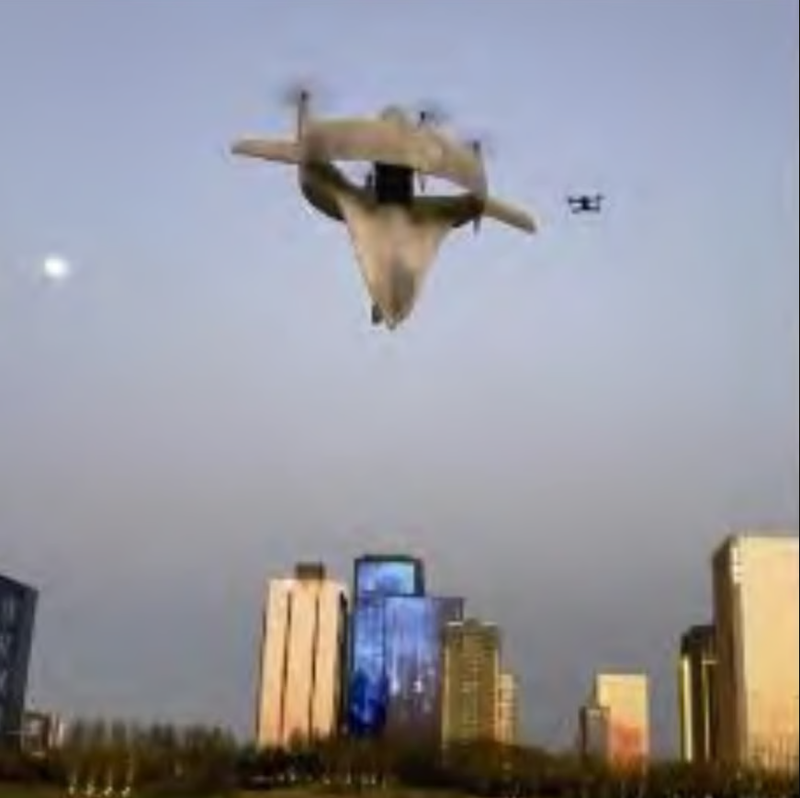 Cận cảnh drone VTOL của Trung Quốc. Ảnh: Đại học Hàng không Trịnh Châu. Giống UFO Gimbal Trung Quốc ra mắt drone hình thoi tương tự vật thể bay bí ẩn 3.png