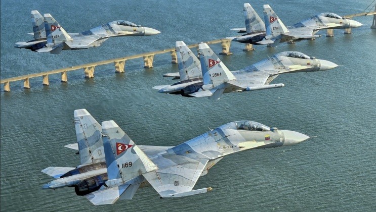 Các chiến đấu cơ Su-30MK2 của Không quân Venezuela. Ảnh: MW. Su-30MK2 của Venezuela đọ sức F-35A của Mỹ Chiến đấu cơ nào sẽ kiểm soát bầu trời 3.jpeg