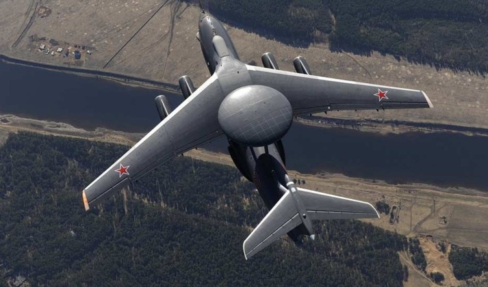 Ảnh chụp phía trên máy bay A-50. Ảnh: MW. Nga hoãn kế hoạch sản xuất Radar bay A-50 Tương lai của đội bay AEW&C bị đặt nghi vấn 2.jpg
