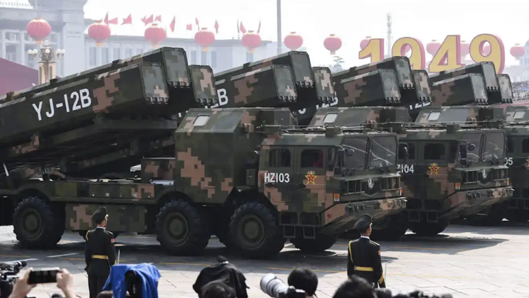 Hệ thống phóng tên lửa hành trình phòng thủ bờ biển YJ-12. Ảnh: MW. Mạng lưới tên lửa phòng thủ bờ biển rộng lớn của Trung Quốc được thử nghiệm trong cuộc tập trận mới 2.png