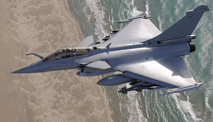 Pháp ký hợp đồng bán 100 chiến đấu cơ Rafale cho Ukraine Có đủ sức đối đầu với Không quân Nga 2.png
