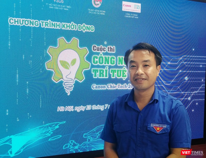 “Tiết kiệm là tinh thần Chie-tech, Ban giám khảo đánh giá cao những sản phẩm hiệu quả, bền vững, linh hoạt trong khi vẫn đảm bảo tinh thần tiết kiệm” - phát biểu của ông Nguyễn Thiên Tú, đại diện Ban tổ chức. “Tiết kiệm là tinh thần Chie-tech, Ban giám khảo đánh giá cao những sản phẩm hiệu quả, bền vững, linh hoạt trong khi vẫn đảm bảo tinh thần tiết kiệm” - phát biểu của ông Nguyễn Thiên Tú, đại diện Ban tổ chức.