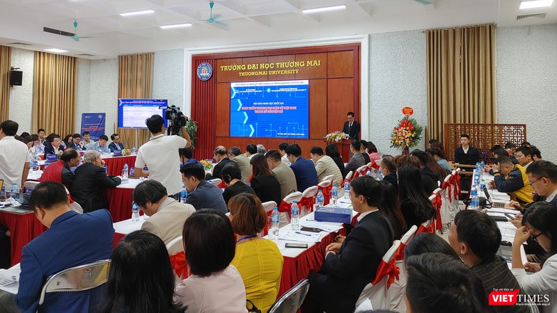 Hội thảo “Phát triển Thương mại điện tử Việt Nam trong kỷ nguyên số”. Hội thảo “Phát triển Thương mại điện tử Việt Nam trong kỷ nguyên số”.