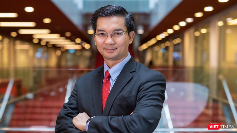 TS. Nguyễn Quang Trung - Chủ nhiệm nhóm bộ môn Quản trị, Khoa Kinh doanh và Quản trị, Đại học RMIT. TS. Nguyễn Quang Trung - Chủ nhiệm nhóm bộ môn Quản trị, Khoa Kinh doanh và Quản trị, Đại học RMIT.