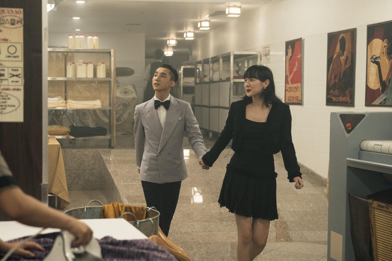 Hải Tú đang là nhân vật hứng "gạch đá" của dư luận mạng về nghi vấn "trà xanh". Ảnh: MV Chúng ta của hiện tại. Hải Tú đang là nhân vật hứng "gạch đá" của dư luận mạng về nghi vấn "trà xanh". Ảnh: MV Chúng ta của hiện tại.