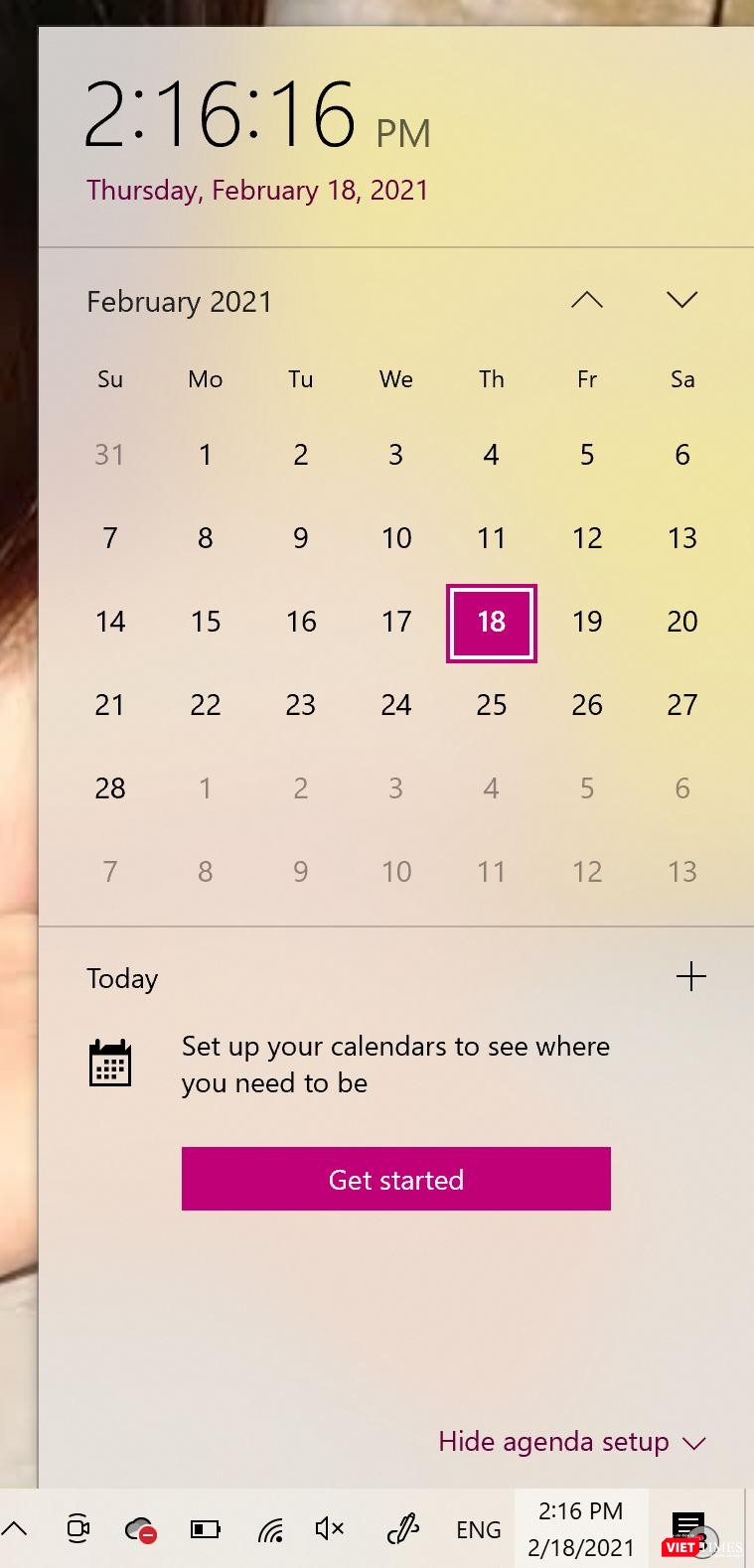Mở lịch nhanh trên màn hình chính.