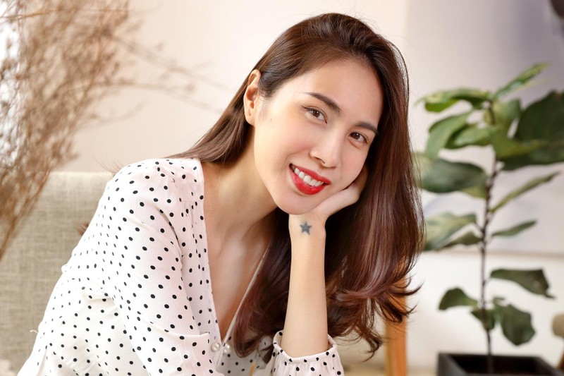 Ca sĩ Thủy Tiên. Ca sĩ Thủy Tiên.