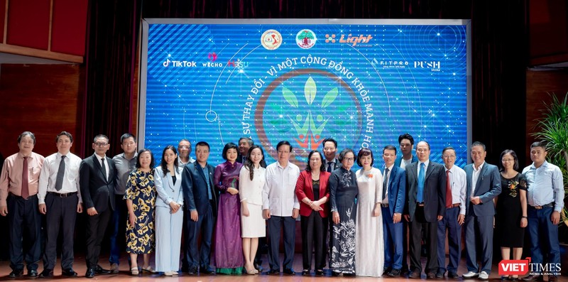 Lễ phát động chiến dịch The Change 2021.