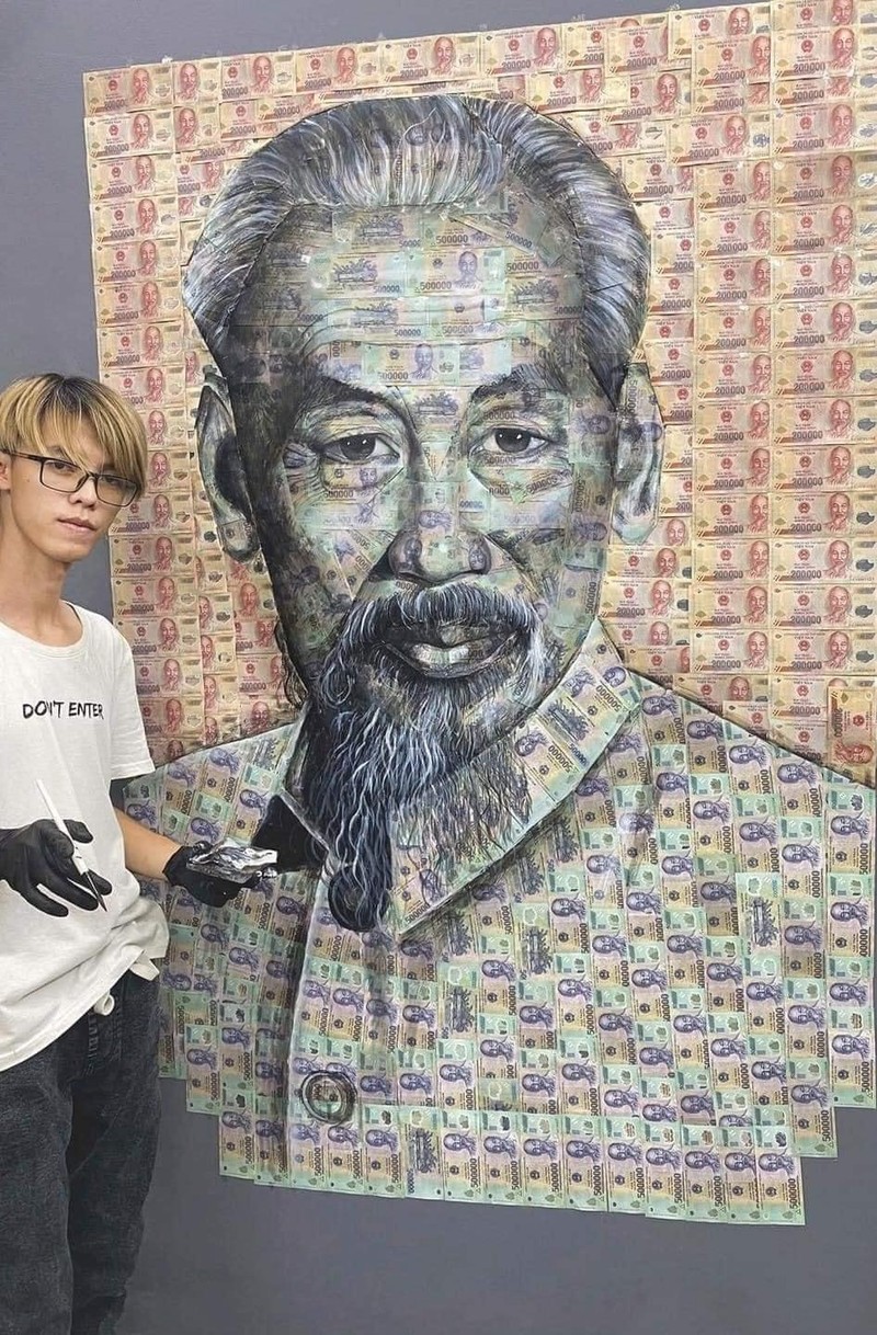 Tranh được vẽ từ 200 triệu VND của Lê Đại Phát. Tranh được vẽ từ 200 triệu VND của Lê Đại Phát.