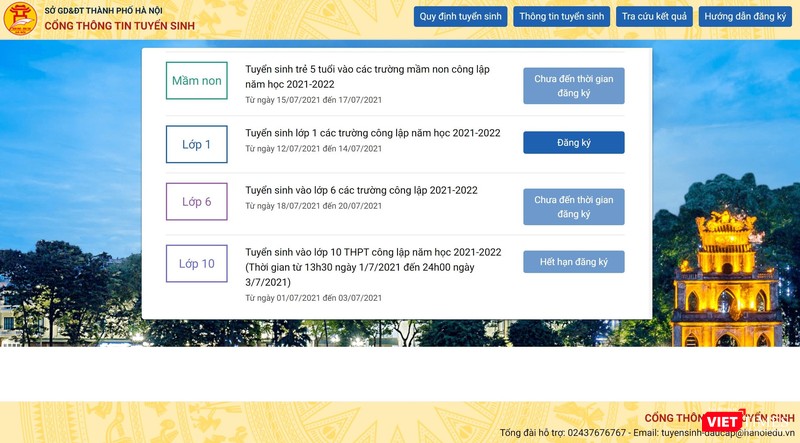 Giao diện Cổng đăng ký tuyển sinh. Giao diện Cổng đăng ký tuyển sinh.