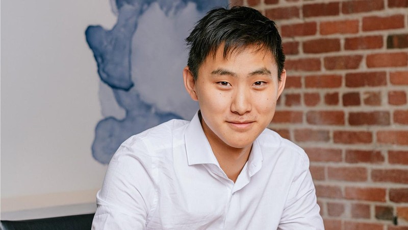 Cách tỷ phú Alexandr Wang gây dựng ‘kỳ lân’ AI trị giá 7,3 tỉ USD ở tuổi 24 (Ảnh: Scale) Cách tỷ phú Alexandr Wang gây dựng ‘kỳ lân’ AI trị giá 7,3 tỉ USD ở tuổi 24 (Ảnh: Scale)