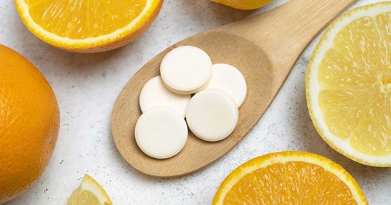 Uống vitamin C có thể ngừa cảm lạnh vẫn chưa có bằng chứng rõ ràng. vitamin-c-2858.jpg