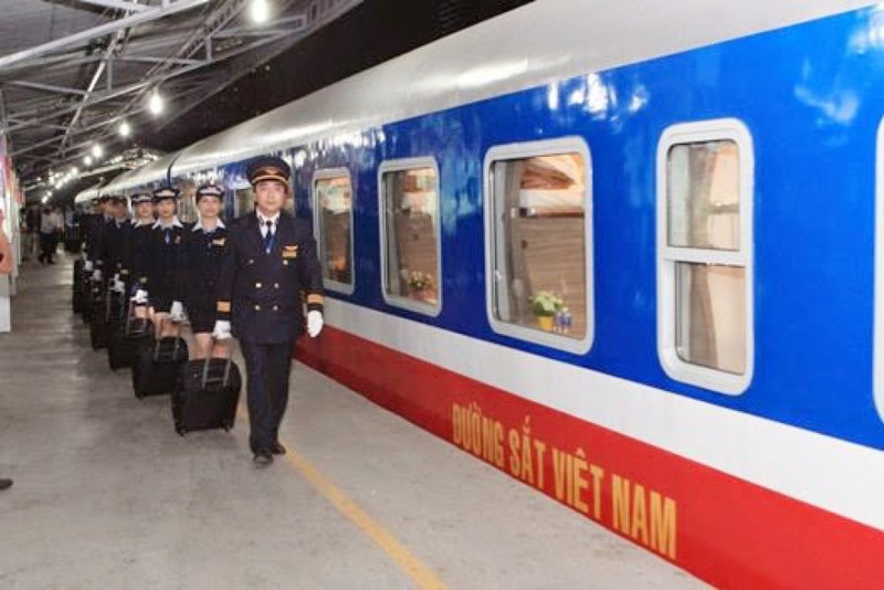 Với các quản lý, điều hành như hiện nay liệu tình hình kinh doanh năm 2017 đã “xuống đáy” và đang tốt dần lên như lời tuyên bố của lãnh đạo Tổng công ty không? Với các quản lý, điều hành như hiện nay liệu tình hình kinh doanh năm 2017 đã “xuống đáy” và đang tốt dần lên như lời tuyên bố của lãnh đạo Tổng công ty không?