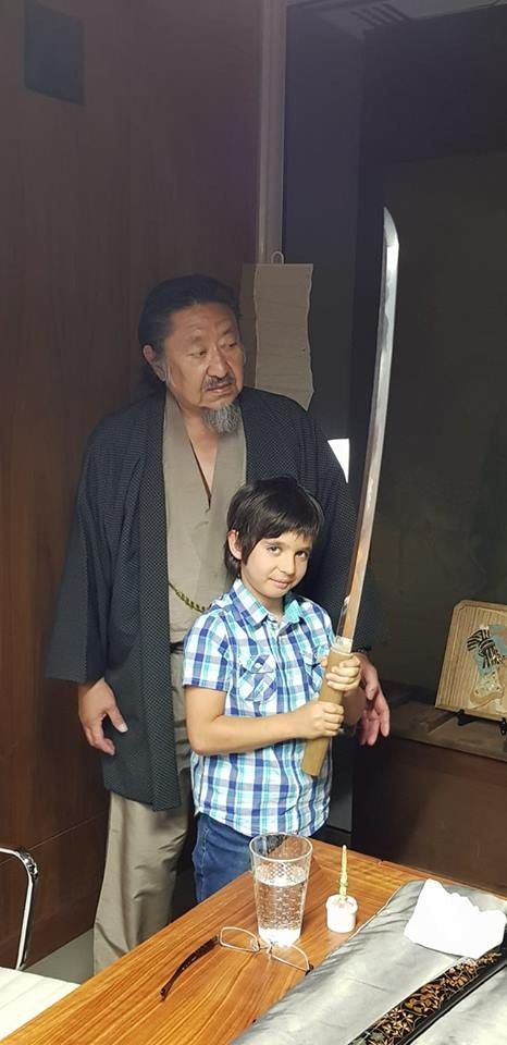 Fujiwara Kanefusa với Leva Movchan, con trai của Andrei Movchan- một nhân vật tài danh nổi tiếng nước Nga.