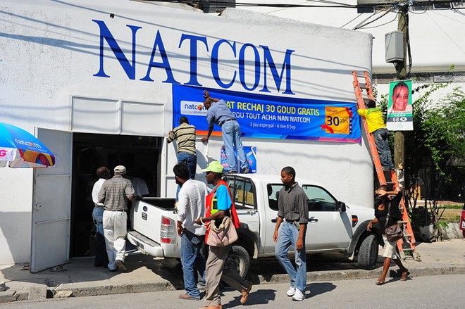 Những kỹ thuật viên Haiti của Viettel Những kỹ thuật viên Haiti của Viettel