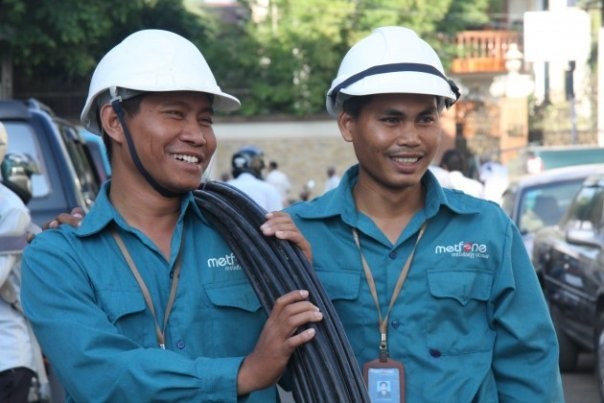 Những người thợ Campuchia của Viettel