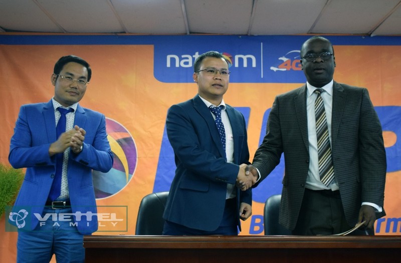 Ngay đầu năm 2018, Natcom đã lập "hattrick" với 3 hợp đồng lớn với tổng giá trị gần 400 nghìn USD cho (1) Tổng Cục Hải quan Haiti, Ngay đầu năm 2018, Natcom đã lập "hattrick" với 3 hợp đồng lớn với tổng giá trị gần 400 nghìn USD cho (1) Tổng Cục Hải quan Haiti,