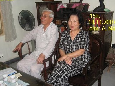 Nhà thơ Nguyễn Bao và người bạn đời của mình