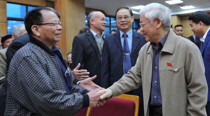 Đảng Cộng sản Việt Nam là nguồn gốc cầm quyền của Nhà nước CHXHCN Việt Nam, không có Đảng không có Nhà nước này.