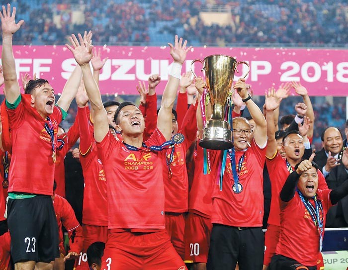 Việt Nam vô địch AFF Cup dưới sự dẫn dắt của huấn luyện viên Park Hang-seo. (Ảnh: news.chosun.com) Việt Nam vô địch AFF Cup dưới sự dẫn dắt của huấn luyện viên Park Hang-seo. (Ảnh: news.chosun.com)