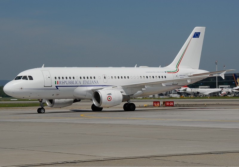 Còn đây là chuyên cơ của Chính phủ Italia Còn đây là chuyên cơ của Chính phủ Italia