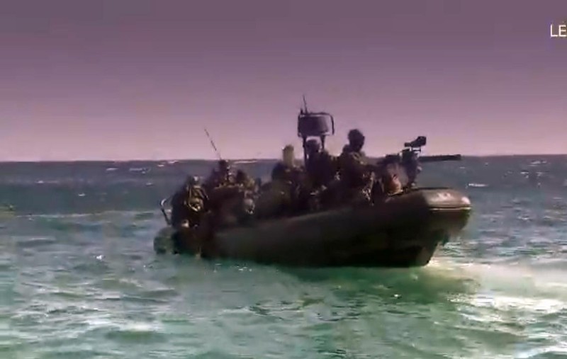 Đơn vị này được phép huấn luyện bơi cho các đơn vị quân đội hoặc các dịch vụ nhà nước khác, chẳng hạn huấn luyện cho lực lượng hành động của DGSE (điệp vụ bí mật).