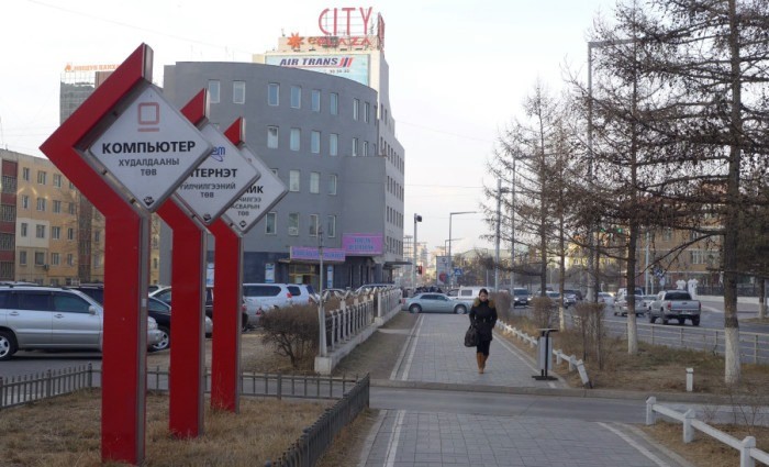 Đường phố xây dựng kiểu Liên Xô sạch đẹp Đường phố xây dựng kiểu Liên Xô sạch đẹp