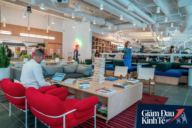 VEPR cũng đưa ra 3 kịch bản kinh tế được xây dựng dựa trên 3 kịch bản về khả năng kiểm soát bệnh dịch trong nước và trên thế giới - Ảnh internet. VEPR cũng đưa ra 3 kịch bản kinh tế được xây dựng dựa trên 3 kịch bản về khả năng kiểm soát bệnh dịch trong nước và trên thế giới - Ảnh internet.