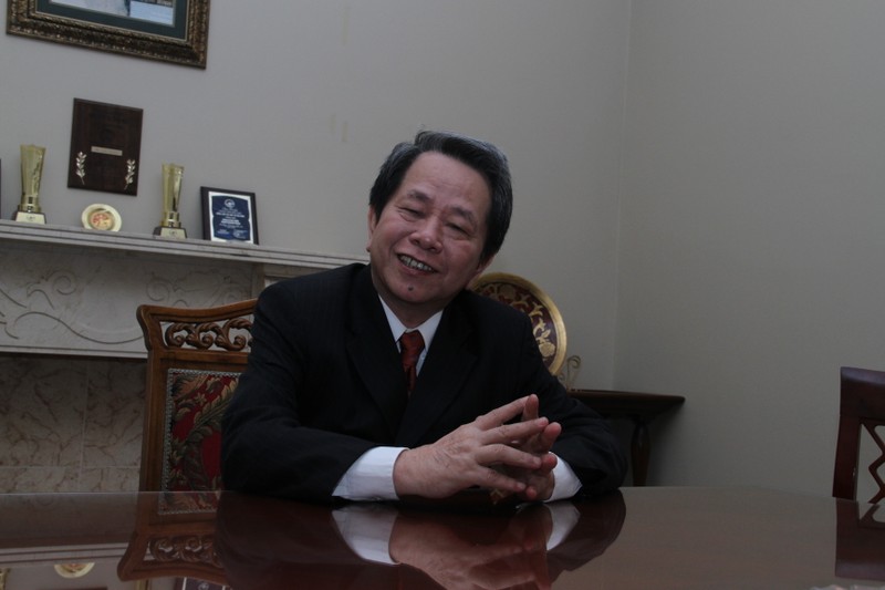 "Mỹ đang trên đà đi đến đối đầu một cách toàn diện với Trung Quốc"- Nhà nghiên cứu Nguyễn Trần Bạt- Ảnh nhân vật cung cấp. "Mỹ đang trên đà đi đến đối đầu một cách toàn diện với Trung Quốc"- Nhà nghiên cứu Nguyễn Trần Bạt- Ảnh nhân vật cung cấp.