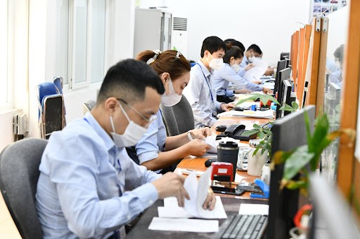 Để biến “tổng công trình sư” từ một hình tượng truyền cảm hứng thành một thiết chế vận hành hiệu quả, thì chỉ đạo đúng là chưa đủ, cần hành động nhanh, quyết liệt và có người “cầm trịch” Để biến “tổng công trình sư” từ một hình tượng truyền cảm hứng thành một thiết chế vận hành hiệu quả, thì chỉ đạo đúng là chưa đủ, cần hành động nhanh, quyết liệt và có người “cầm trịch”