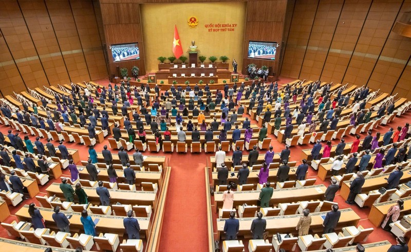 Nhiều chuyên gia, học giả đã bình luận, phân tích những nhận định, đánh giá của Tổng Bí thư về điểm nghẽn thể chế và đề xuất khá nhiều giải pháp nhằm thực hiện hiệu quả cải cách thể chế trong thời gian tới. 02.jpg