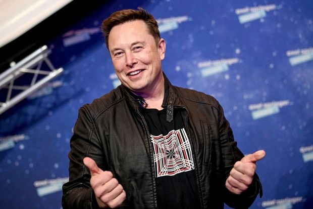 Musk là mẫu người không sợ thất bại, thậm chí ông coi thất bại là quy trình bắt buộc để học và sáng tạo, điều mà phần lớn các nhà điều hành truyền thống rất sợ. 0000.jpg