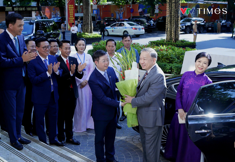 Tổng Bí thư Tô Lâm tới dự Lễ đón nhận Huân chương Lao động hạng Nhất của Đài THVN và Kỷ niệm 55 năm ngày phát sóng chương trình truyền hình đầu tiên. Ảnh: Hải Hưng (VTV). 01.png