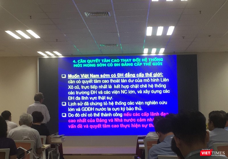 Hướng tiếp cận xây dựng chiến lược phát triển giáo dục nghề nghiệp đáp ứng nhu cầu nhân lực giai đoạn 2011-2030. Ảnh: Minh Thúy