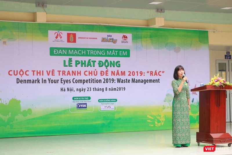 Bà Bùi Thị Thu Hằng - Hiệu trưởng Trưởng Tiểu học Ngọc Lâm Bà Bùi Thị Thu Hằng - Hiệu trưởng Trưởng Tiểu học Ngọc Lâm