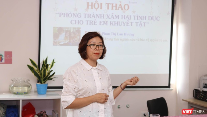 Bà Phan Thị Lan Hương - Phó giám đốc Trung tâm Nghiên cứu và bảo vệ quyền trẻ em. Ảnh: Minh Thúy