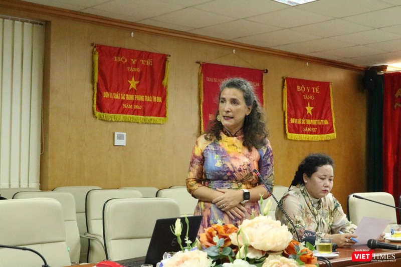 Bà Paula Morgan – Phó Giám đốc Văn phòng CDC Hoa kỳ tại Việt Nam