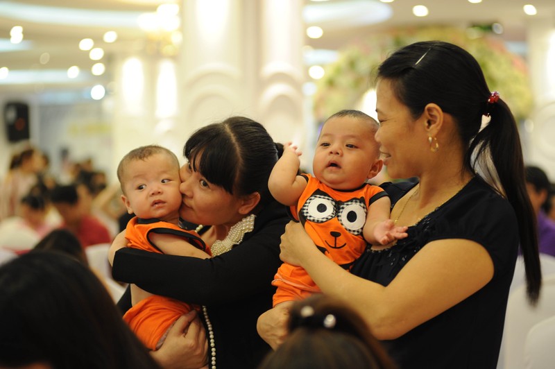 Những em bé sinh ra nhờ thụ tinh trong ống nghiệm Những em bé sinh ra nhờ thụ tinh trong ống nghiệm