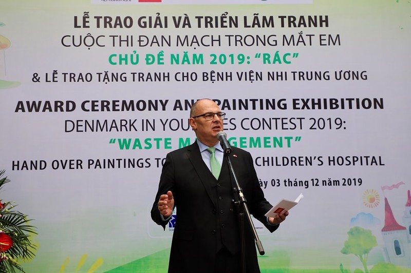 Ông Kim Hojlund Christensen - Đại sứ Đan Mạch tại Việt Nam Ông Kim Hojlund Christensen - Đại sứ Đan Mạch tại Việt Nam