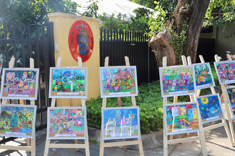 Các bức tranh dự thi Các bức tranh dự thi