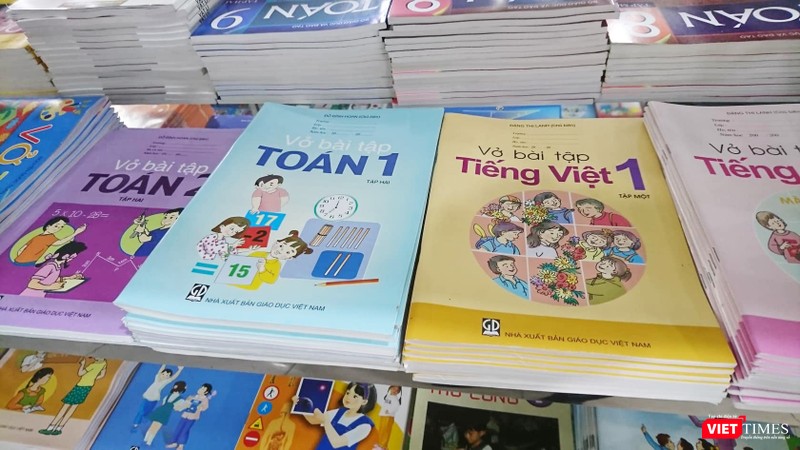 Sách giáo khoa lớp 1