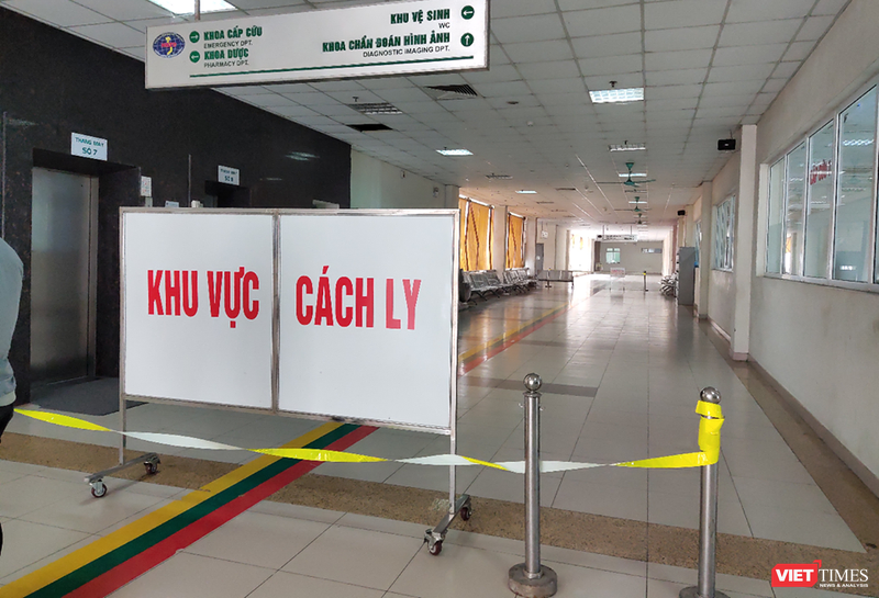 Khu vực cách ly tại Bệnh viện Bệnh Nhiệt đới Trung ương. Ảnh: Minh Thúy 